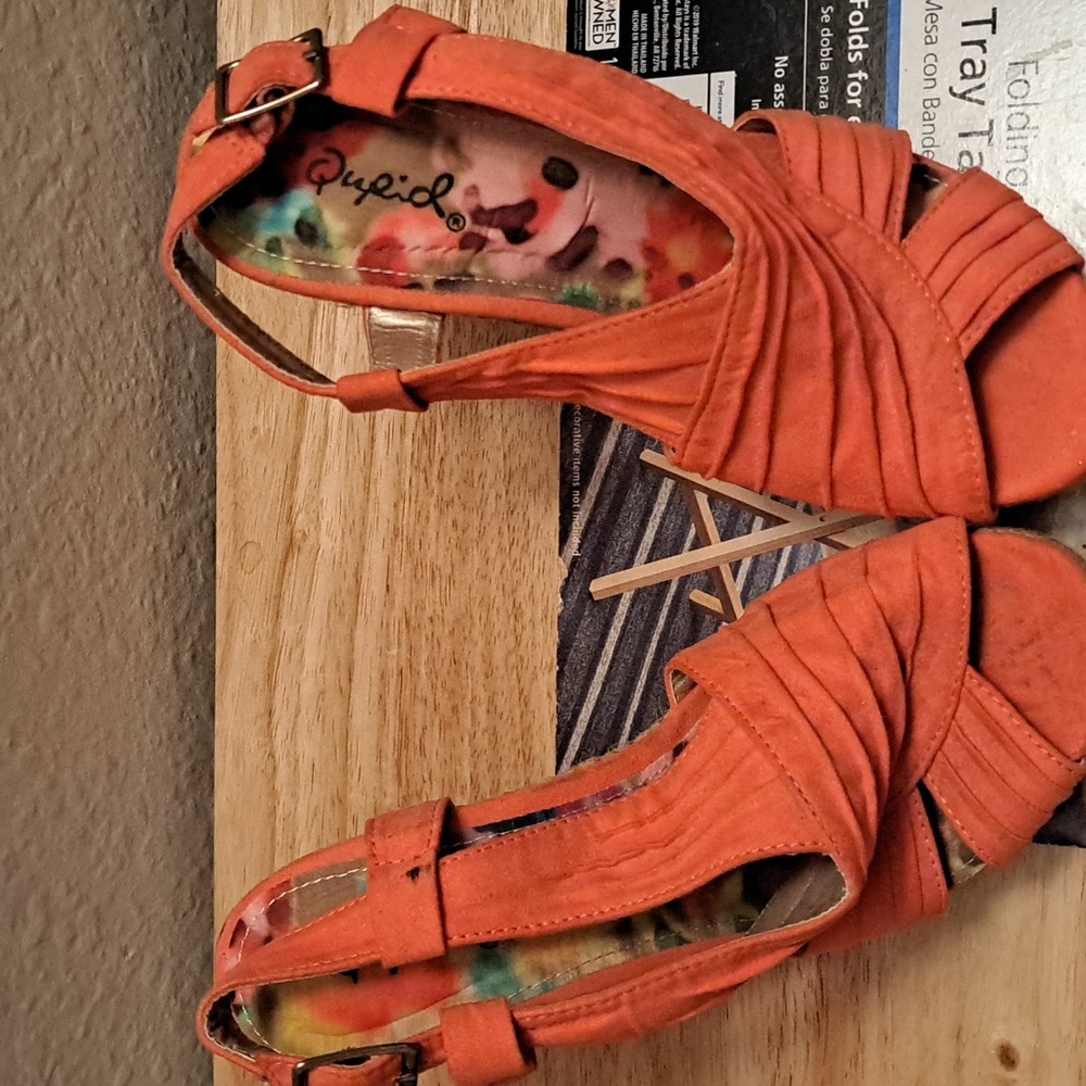 Shoes - Picture 3 of 3